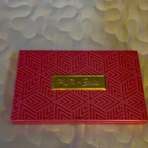 Pur Barbie Eyeshadow pallet